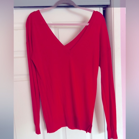 Modern Look Red Color Sweater - Picture 4 of 4